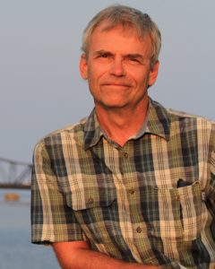 Dr Dieter Poenn